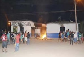 06jul12-pa-indios-3