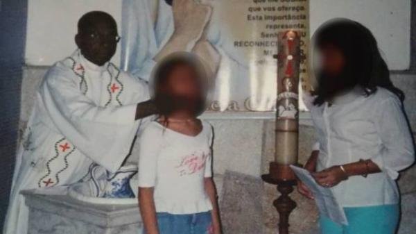 27fev13-padre.abuso.3