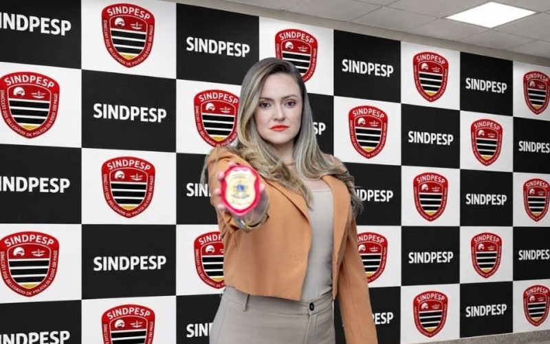 Delegada Jacqueline Valadares, presidente do SINDPESP